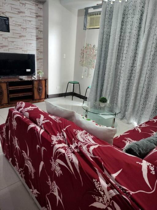Cubao Manhattan Heights, Unit 8Bc Tower B, 1 Br Манила Экстерьер фото