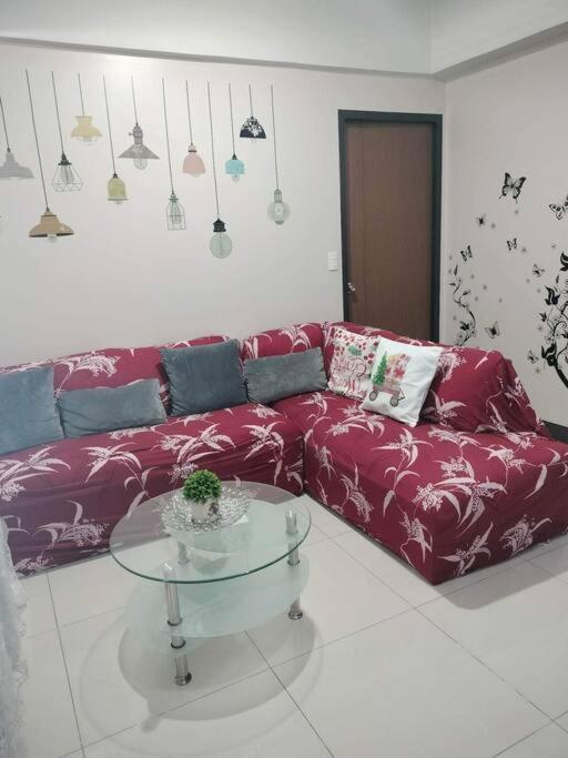 Cubao Manhattan Heights, Unit 8Bc Tower B, 1 Br Манила Экстерьер фото
